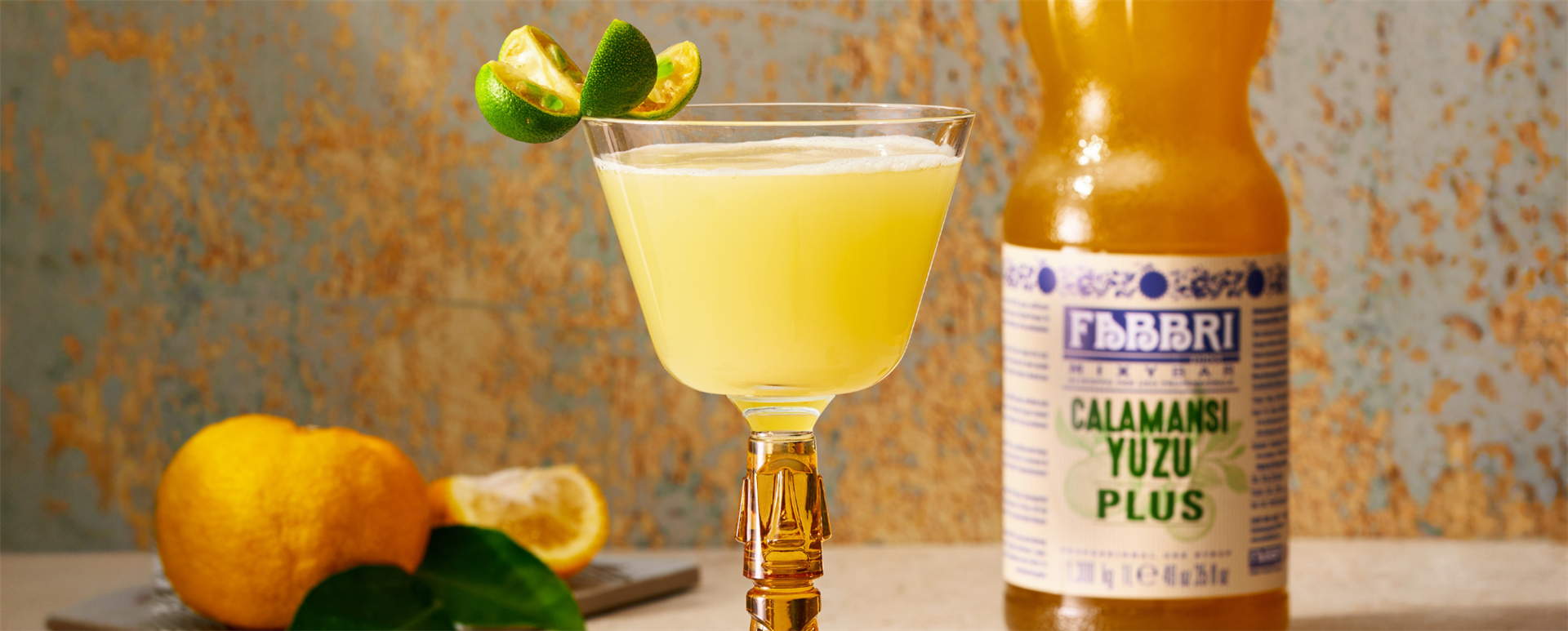 Probieren Sie eine Varietät des klassischen Cocktails Margarita mit dem neuen Mixybar Blaue Agave Bio aus!